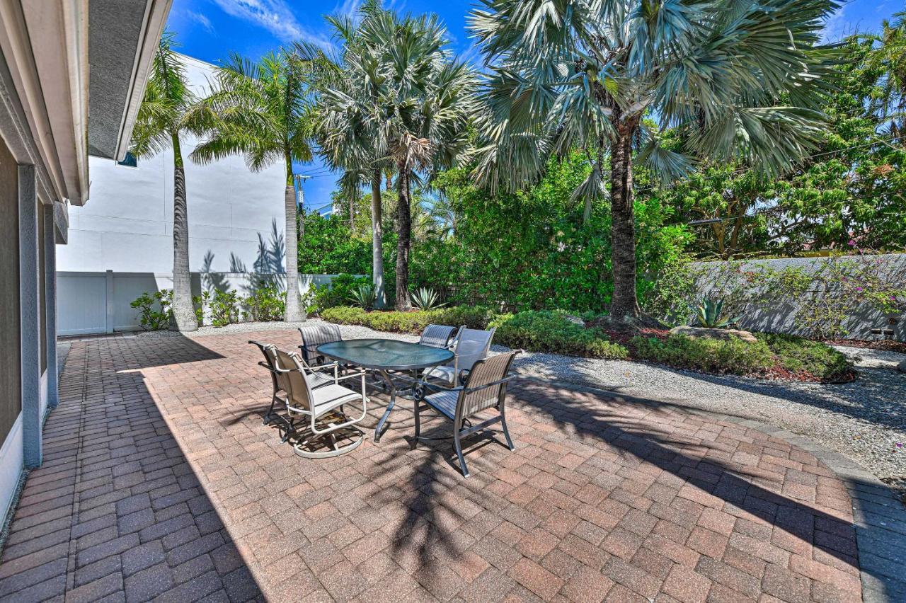 Lido Key Hideout With Patio And Yard And Walk To Beach! Sarasota Exterior foto