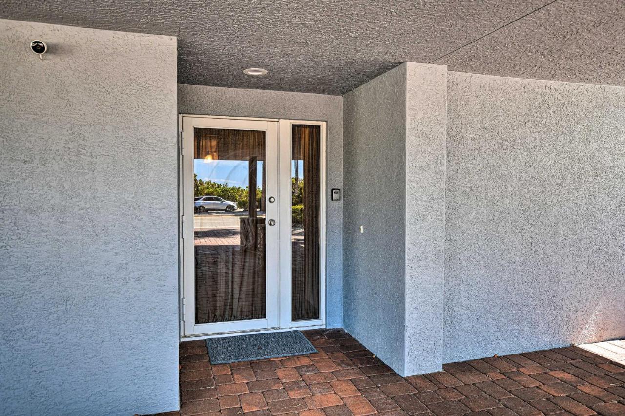 Lido Key Hideout With Patio And Yard And Walk To Beach! Sarasota Exterior foto